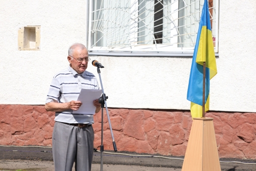 На фасаді ліцею №1 відкрили анотаційну дошку ГЕРОЮ  - Андрію Завадовському.